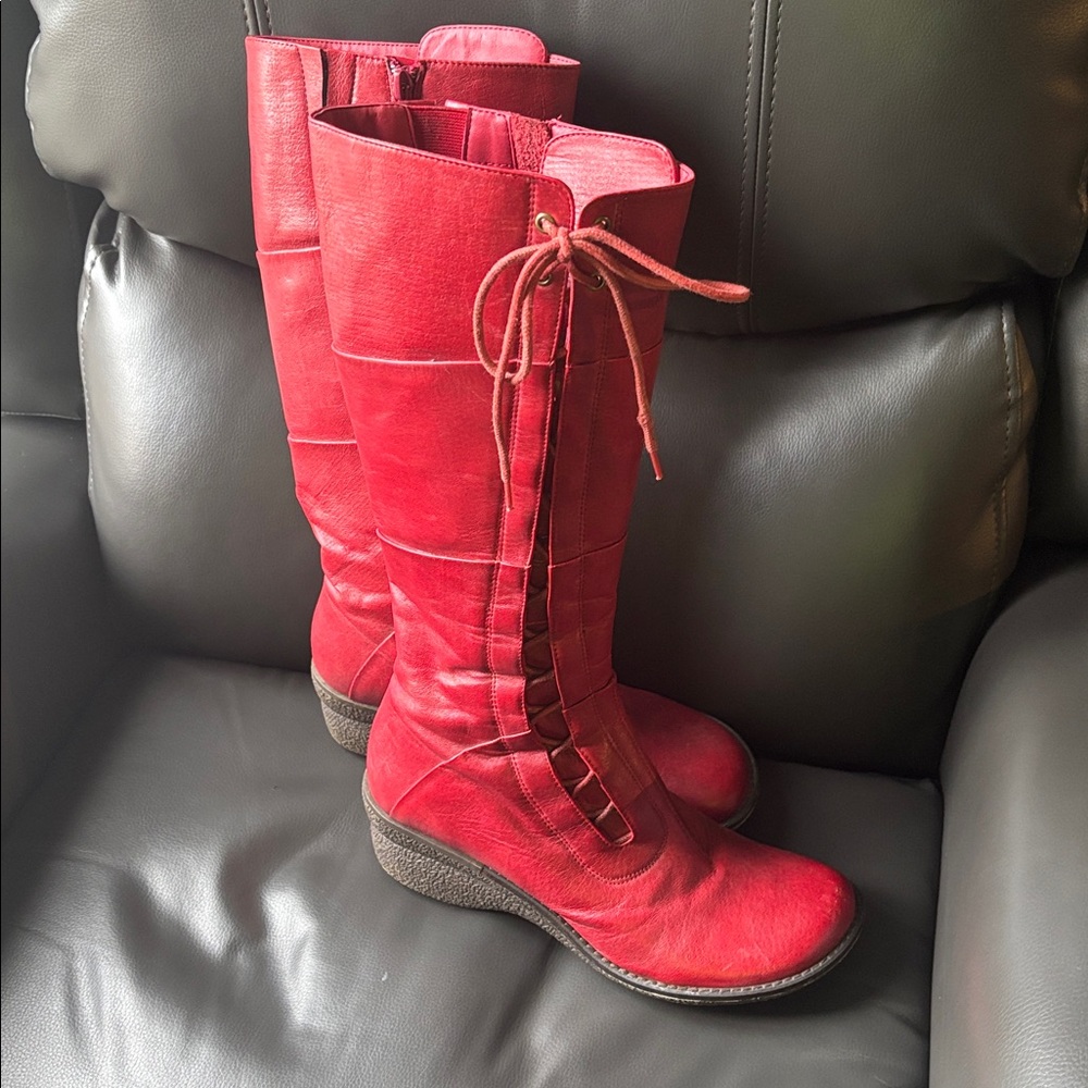 Red Miz Mooz Leather Boots Size 39